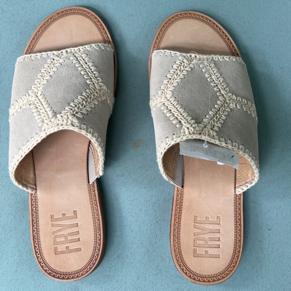 Frye Cream AVA CROCHET SLIDE size 8 - Picture 1 of 10